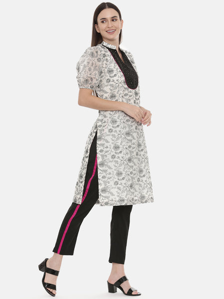 White Black Embroidery Chanderi Kurta With Pant - AS0565